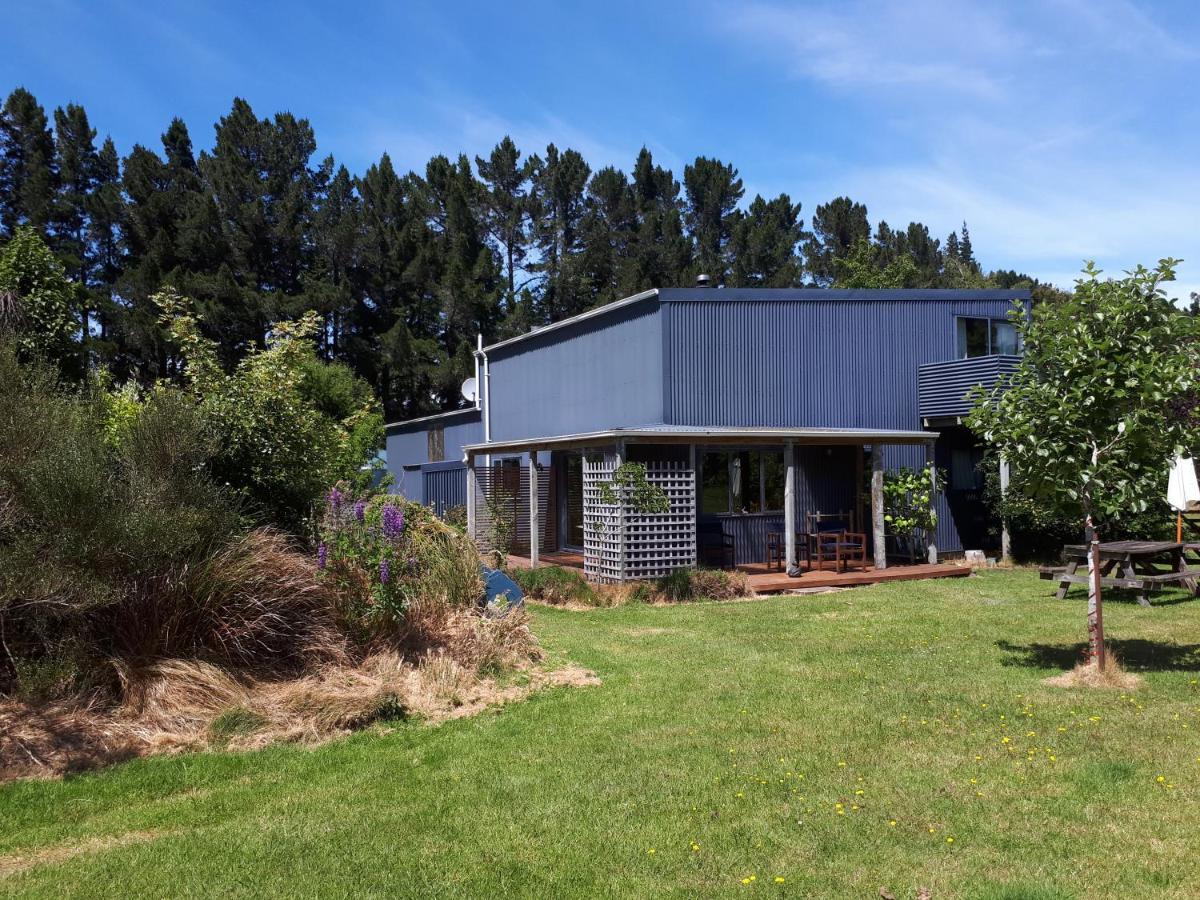 Te Anau Farm Cottage Екстериор снимка